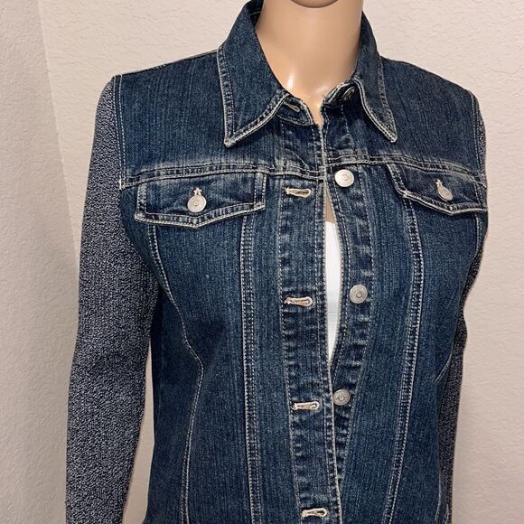 Nwot Relativity jean jacket with knit sleeves - Picture 2 of 5